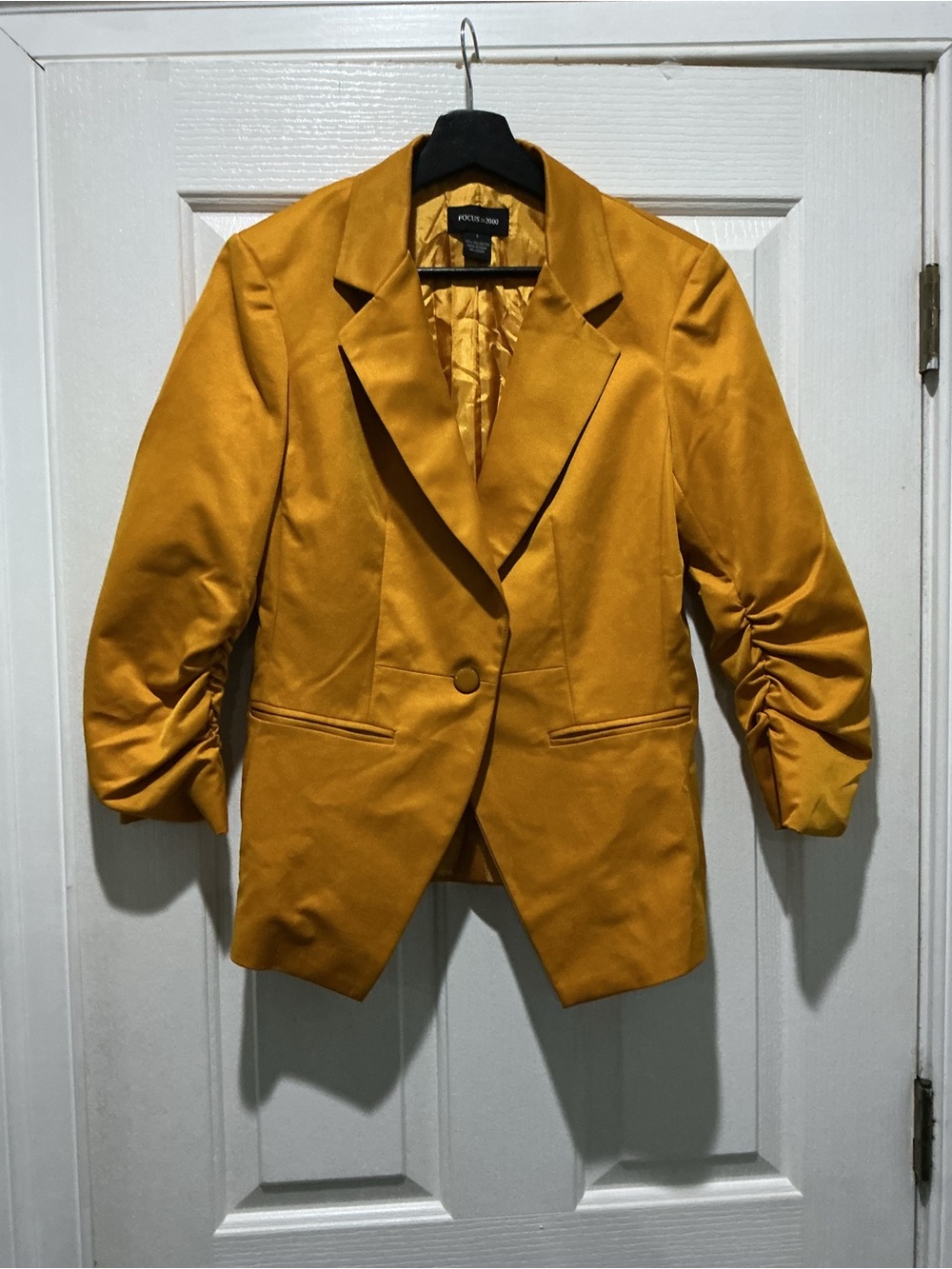Focus 2000 Mustard Yellow Satin Blazer